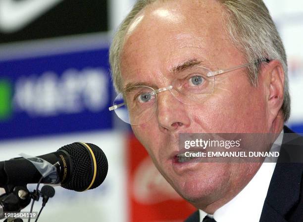 England's national football team coach Sven-Goran Eriksson addresses a press conference 21 May 2002 after a pre-World Cup friendly match between...
