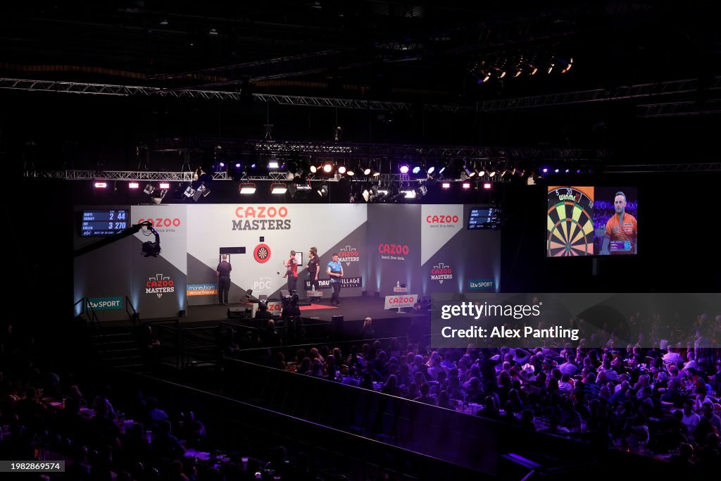 2024 PDC Cazoo Masters Darts - Day Two