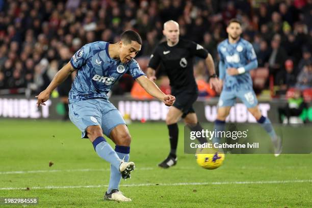 Youri Tielemans of Aston Villa scores his team's fourth goal during the Premier League match between Sheffield United and Aston Villa at Bramall Lane...