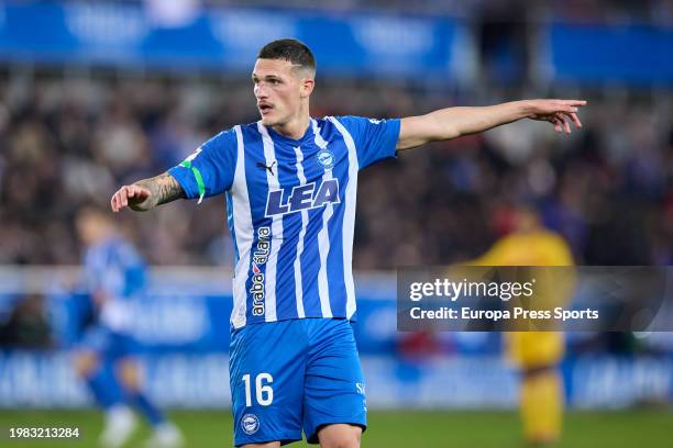 Rafa Marin of Deportivo Alaves reacts during the LaLiga EA Sports match between Deportivo Alaves and FC Barcelona at Mendizorrotza on February 3 in...