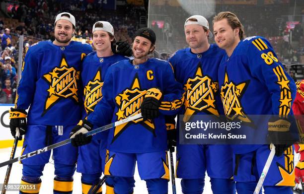 Auston Matthews and Mitchell Marner of the Toronto Maple Leafs, Justin Bieber, Morgan Rielly and William Nylander of the Toronto Maple Leafs of Team...