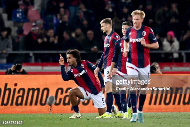 Joshua Zirkzee of Bologna FC celebrates scoring his team's first goal during the Serie A TIM match between Bologna FC and US Sassuolo at Stadio...