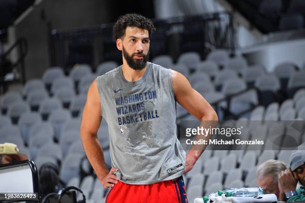 Anthony Gill of the Washington Wizards warms up before the game against the San Antonio Spurs on January 29, 2024 at the Frost Bank Center in San...