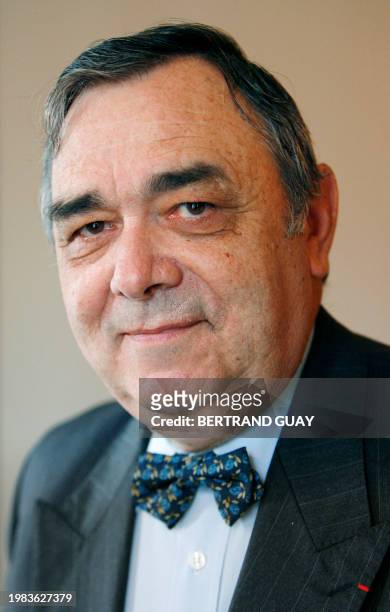 French oil company Maurel and Prom Managing Director Roman Gozalo poses 29 March 2007 after a press conference in Paris to present the company's 2006...