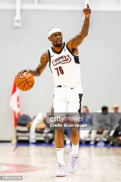 Taze Moore of the Rip City Remix sets the play during the game against the Motor City Cruise on February 6, 2024 in Detroit, Michigan at Wayne State...