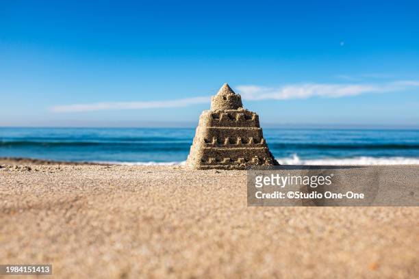 sand castle - sand castle bildbanksfoton och bilder
