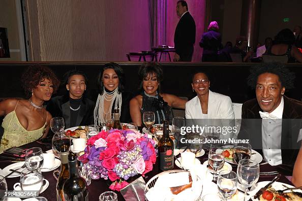 66th GRAMMY Awards - Pre-GRAMMY Gala & GRAMMY Salute to Industry Icons Honoring Jon Platt - Inside 66th GRAMMY Awards - Pre-GRAMMY Gala & GRAMMY Salute to Industry Icons Honoring Jon Platt - Inside