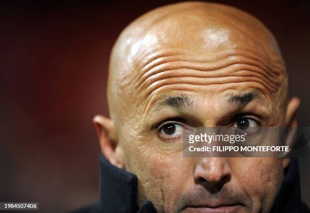 Roma's coach Luciano Spalletti looks on as his team plays against Manchester United during their second lag quarter-final Champions League football...