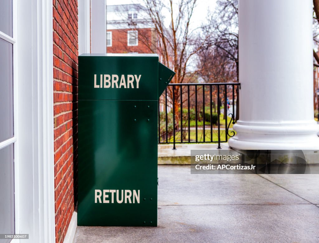 Library Book Return Box Baker Library Harvard Business School Harvard ...