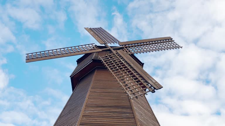 Windmill Video 931 Old Fashioned Windmill Stock Videos, Footage, & 4K Video Clips ...