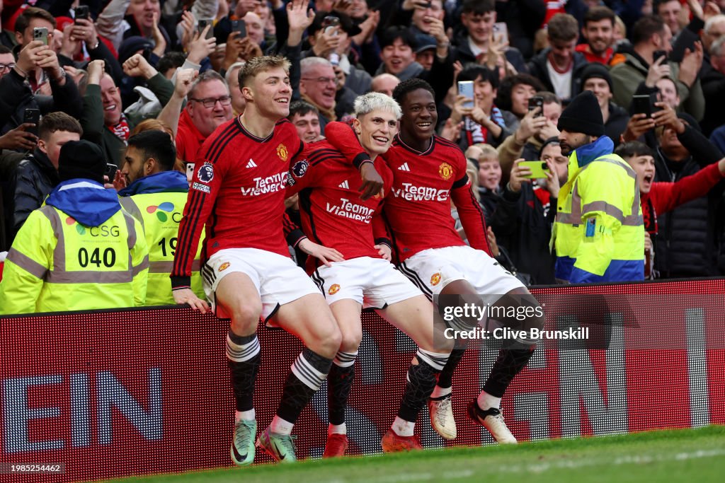 Manchester United v West Ham United - Premier League