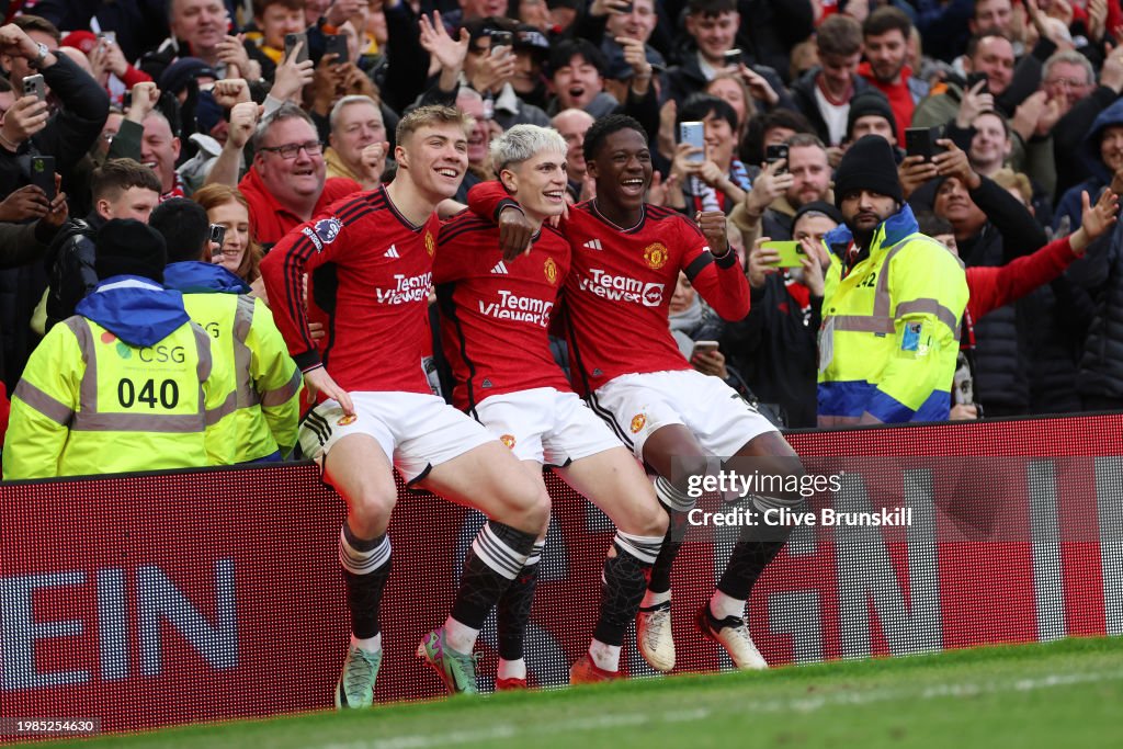 Manchester United v West Ham United - Premier League