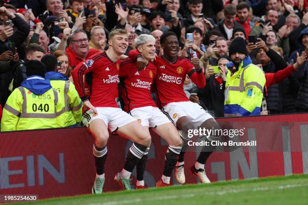 Alejandro Garnacho of Manchester United celebrates with Rasmus Hojlund and Kobbie Mainoo of Manchester United after scoring his team's second goal...