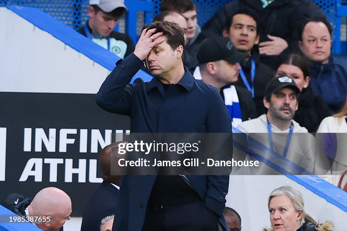 Calls for Mourinho Ring Out at Stamford Bridge, Pochettino Apologizes