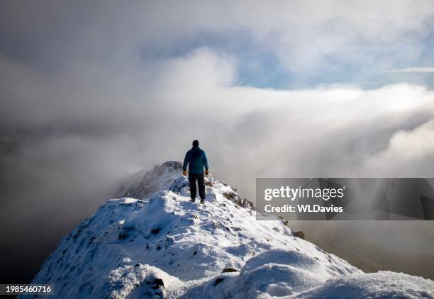 wales mountain landscape - top 40 stock pictures, royalty-free photos & images