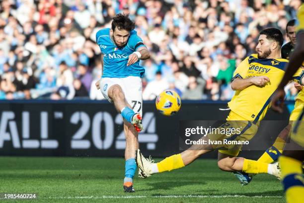 Khvicha Kvaratskhelia of SSC Napoli celebrates after scoring a goal to make it 2-1 during the Serie A TIM match between SSC Napoli and Hellas Verona...