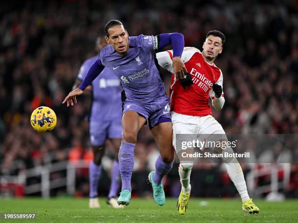 Defensive error from Virgil van Dijk Liverpool leads to Gabriel Martinelli of Arsenal taking a shot and scoring his teams second goal during the...