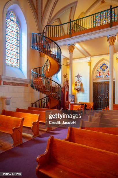 loretto chapel with the "miraculous staircase" in santa fe, new mexico, usa - loretto chapel stock pictures, royalty-free photos & images