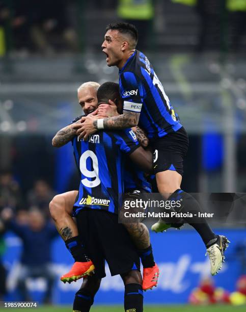 The players of FC Internazionale celebrate as Federico Gatti of Juventus scores an own-goal during the Serie A TIM match between FC Internazionale...