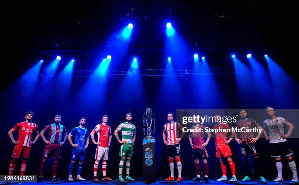 Dublin , Ireland - 7 February 2024; SSE Airtricity Men's Premier Division players, from left, Niall Morahan of Sligo Rovers, Gary Deegan of Drogheda...