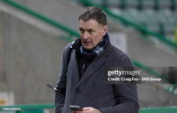 Ex-Celtic player Chris Sutton during a cinch Premiership match between Hibernian and Celtic at Easter Road Stadium, on February 07 in Edinbugrh,...