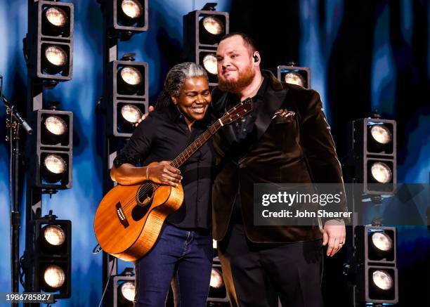 Tracy Chapman and Luke Combs perform onstage during the 66th GRAMMY Awards on February 04, 2024 in Los Angeles, California.