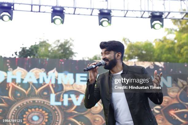58 Mohammed Irfan Singer Stock Photos High Res Pictures And Images 58-mohammed-irfan-singer-stock-photos-high-res-pictures-and-images