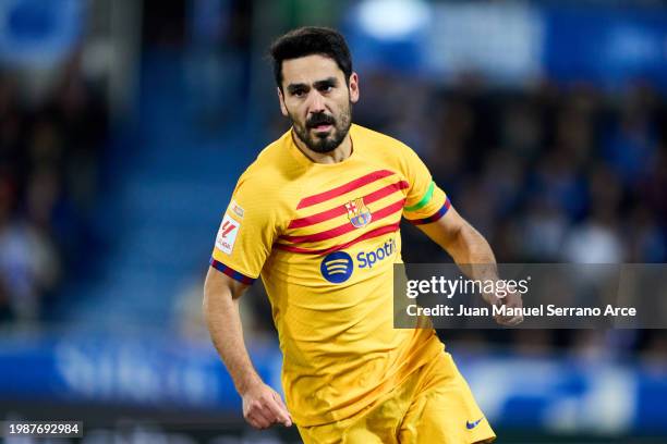 Ilkay Gundogan of FC Barcelona celebrates scoring his team's second goal during the LaLiga EA Sports match between Deportivo Alaves and FC Barcelona...