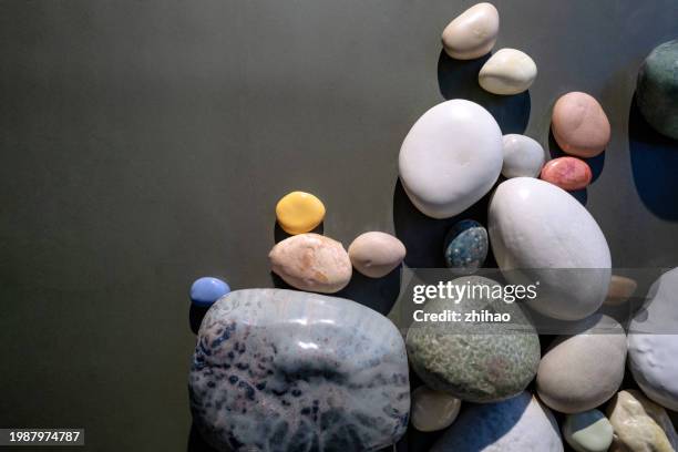 Differnt Size Rocks 1,372 Different Size Rocks Stock Photos, High-Res Pictures, and Images ...