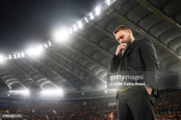 Roma coach Daniele De Rossi during the Serie A TIM match between AS Roma and Cagliari - Serie A TIM at Stadio Olimpico on February 05, 2024 in Rome,...