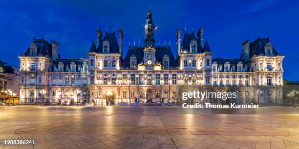 hôtel de ville, paris - hôtel de ville de paris photos et images de collection