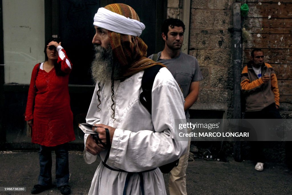 Gi Jew A pilgrim dressed as an ancient Jew wearing the phylacteries and ...