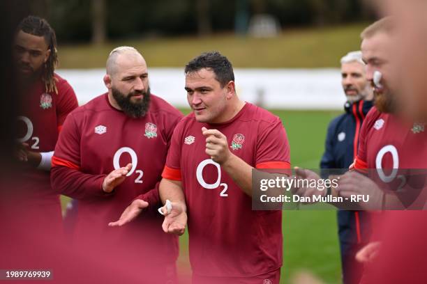 Jamie George of England clicks and claps with his team mates during a training session at Pennyhill Park on February 05, 2024 in Bagshot, England.