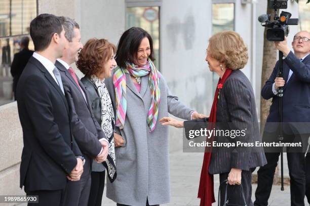 Queen Sofia greets Ana Botin upon her arrival at the annual meeting of the board of trustees of the Queen Sofia School of Music on February 6 in...