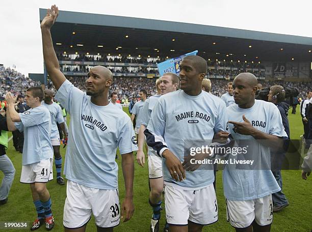 Nicolas Anelka, Sylvain Distin and David Sommeil of Manchester City thank the crowd after the FA Barclaycard Premier League match between Manchester...