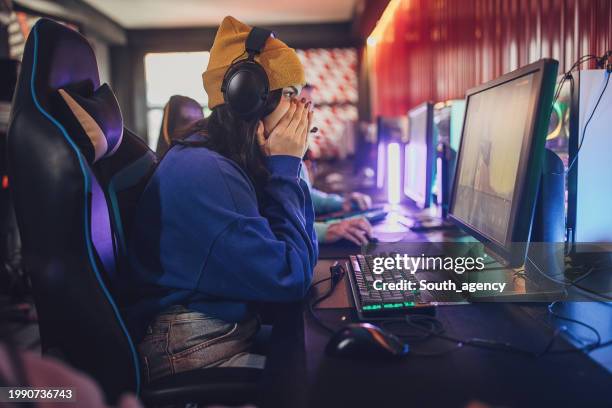 Miss Click Miss Click Photos and Premium High Res Pictures - Getty Images