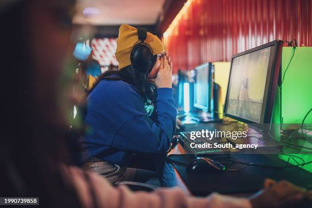 Miss Click Miss Click Photos and Premium High Res Pictures - Getty Images