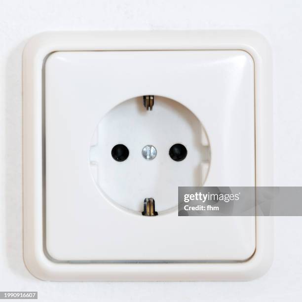 electric socket - steckdose stock-fotos und bilder