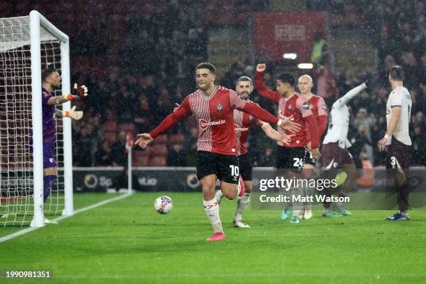 Che Adams of Southampton celebrates after scoring to make it 3-0 during the Emirates FA Cup Fourth Round Replay match between Southampton and Watford...