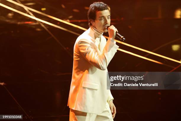 Diodato attends the 74th Sanremo Music Festival 2024 at Teatro Ariston on February 06, 2024 in Sanremo, Italy.