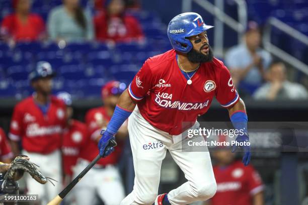 Emilio Bonifacio of Tigres del Licey of Republica Dominicana in his turn at the bar in the first inning, during a game between Curazao and Dominican...