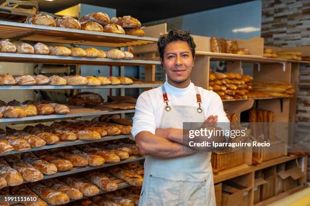 Backer Shop 432,776 Baker Stock Photos, High-Res Pictures, and Images - Getty Images