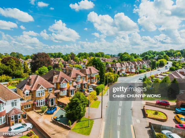 housing development near dunstable, uk - detached house stock pictures, royalty-free photos & images