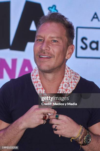 Salvador Zerboni attends a press conference for the monologue "Menopausia" on February 6, 2024 in Mexico City, Mexico.