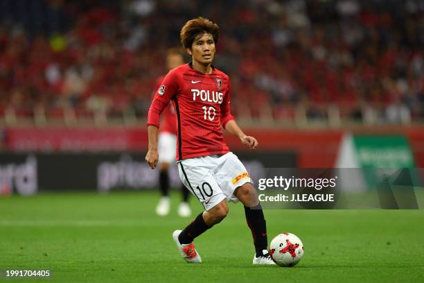 Yosuke Kashiwagi of Urawa Red Diamonds in action during the J.League J1 match between Urawa Red Diamonds and Albirex Niigata at Saitama Stadium on...