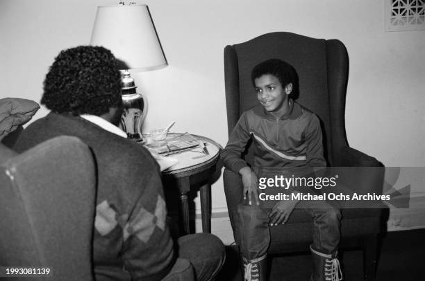 American actor Alfonso Ribeiro interviewed by a 'Right On!' journalist in New York City, New York, 19th January 1984. Shot for a 'Right On!' magazine...