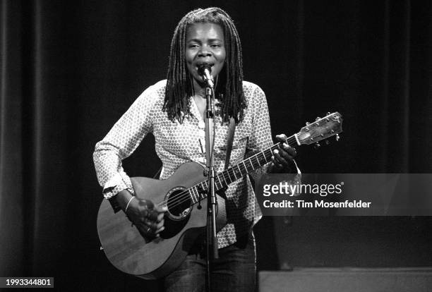 Tracy Chapman performs at The Fillmore on August 21, 2009 in San Francisco, California.