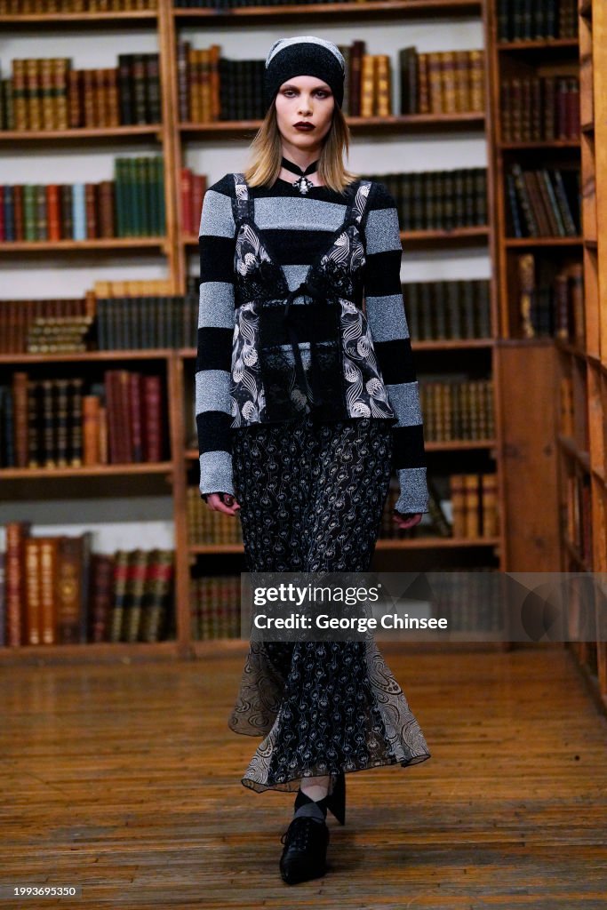 Anna Sui RTW Fall 2024 - Runway