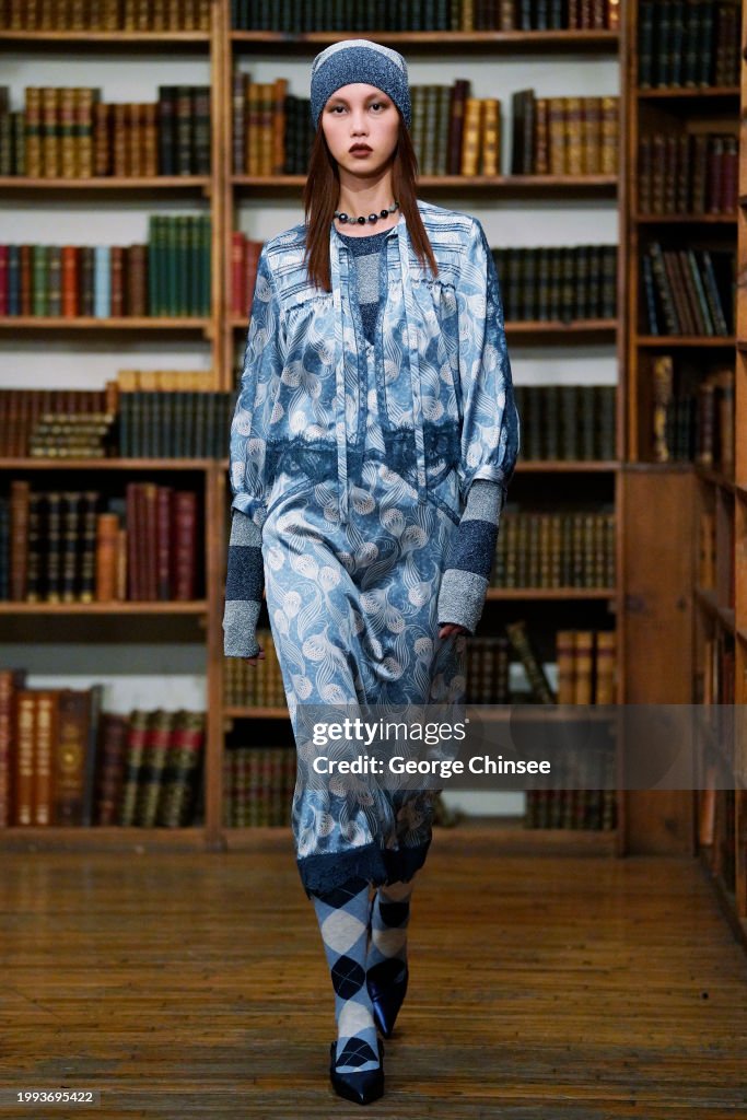 Anna Sui RTW Fall 2024 - Runway