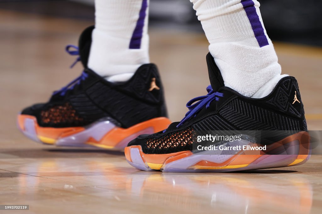 Phoenix Suns v Golden State Warriors
